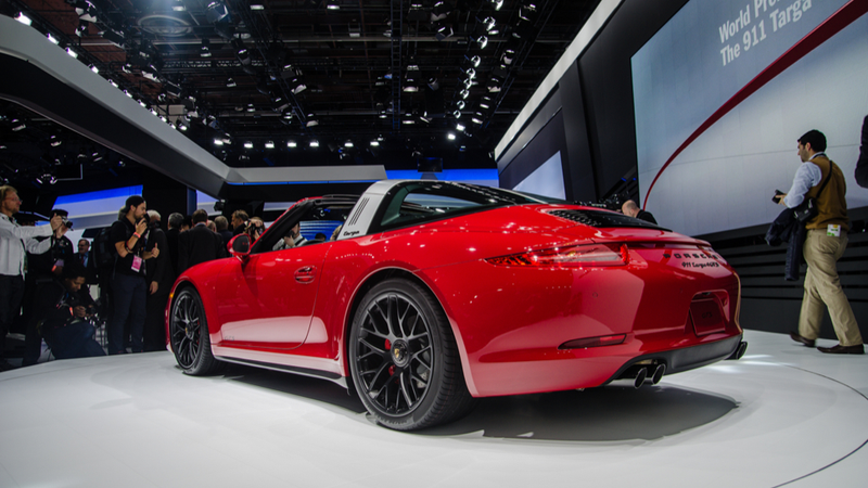 Illustration for article titled Porsche 911 Targa 4 GTS: Same Crazy Roof, More Crazy Power